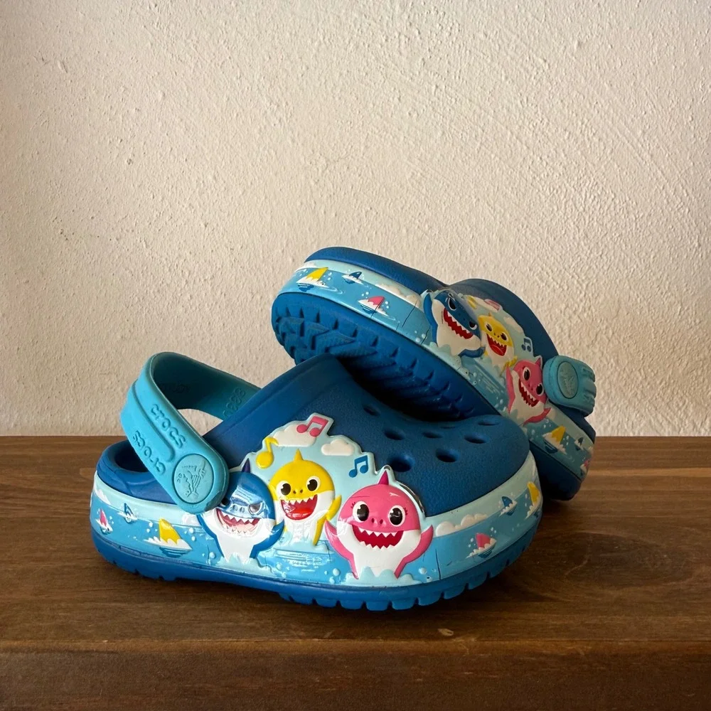 Crocs Fun Lab Baby Shark Blue Clogs Toddler Kids C4 Pinkfong Slip On Shoes